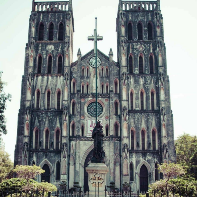 Nhà sách nhà thờ Lớn