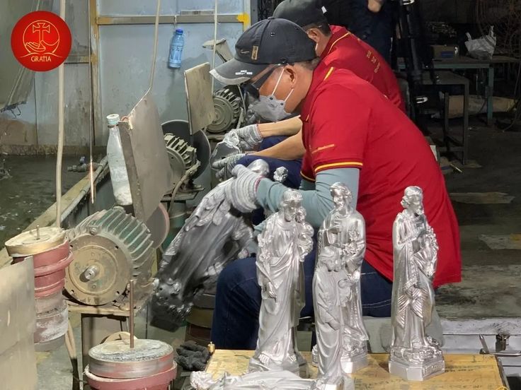 Vật Phẩm Công Giáo Kim Ân