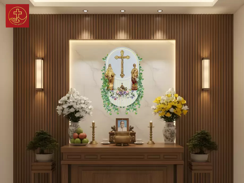 Mẫu bàn thờ tổ tiên Công Giáo tông màu ấm áp, tạo cảm giác yên bình, ấm cúng, phù hợp với không gian gia đình