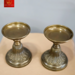 Chân Nến Đế Bông