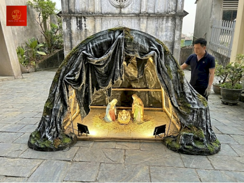 image26-bf36d8a2-284e-40cd-894c-4ab51ae75b1d Hang đá hoàn thiện sau khi sơn màu tạo khối và bố trí ánh sáng