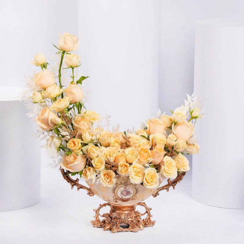 image9 Dáng bán nguyệt tạo bố cục nửa vòng cung thanh thoát, hài hòa