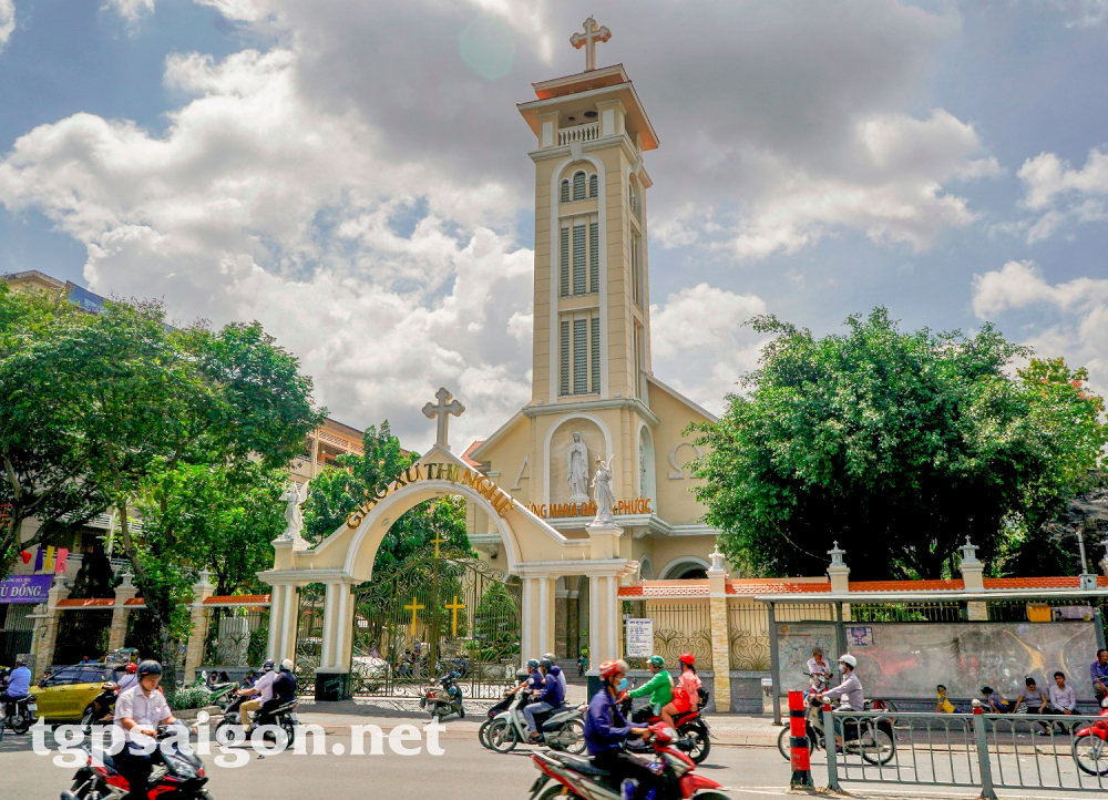 Nha Sach Giao Xu Thi Nghe Tu Lau Da Tro Thanh Mot Dia Chi Quen Thuoc Va Dang Tin Cay Doi Voi Cong Dong Giao Dan Tai Khu Vuc Binh Thanh 1
