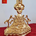 Thánh Giá Hoa Đào Có Đế Cao 60cm - Màu Gold