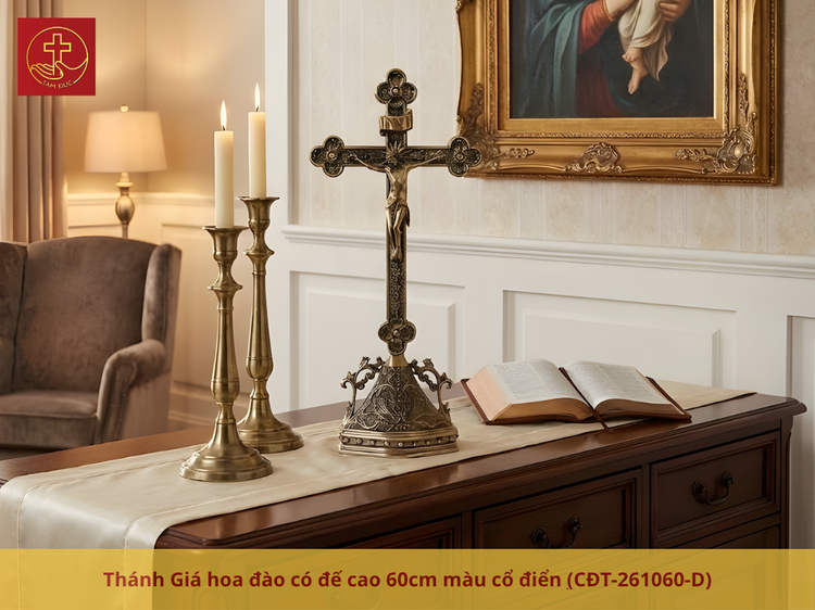 Thánh Giá hoa đào có đế cao 60cm màu cổ điển (CĐT-261060-D)