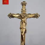 Thánh Giá Hoa Hồng Cao 42cm - Màu Cổ Điển