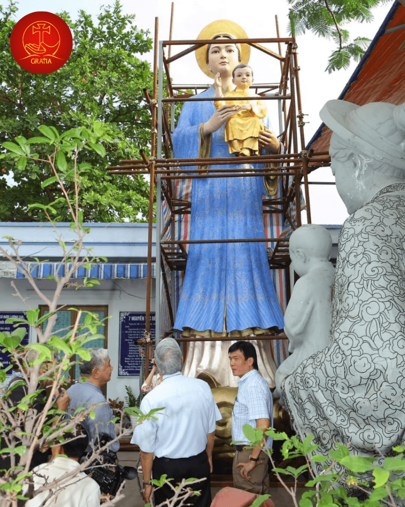 Tượng Mẹ La Vang cao 7 mét tại Thánh địa La Vang