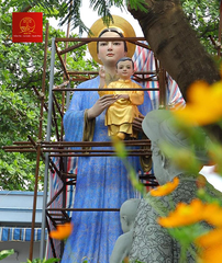 Tượng Mẹ La Vang bằng inox cao 7 mét