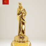 Mẹ Núi Cúi Bằng Đồng - Mạ Vàng Gold