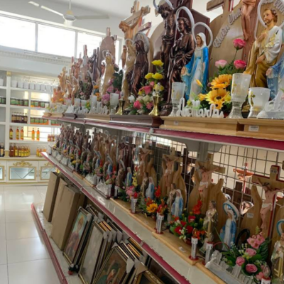 Nhà sách Dòng Mẹ Cứu Chuộc Đồng Công