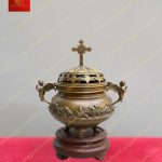 Lư hương trầm tròn với họa tiết bữa tiệc cùng Thánh Giá trên nắp và tay cầm thiên thần cao 60cm