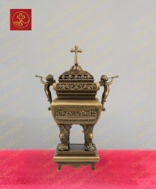 Lư hương đồng vuông họa tiết bữa tiệc, hoa văn tinh xảo trên nắp cao 26cm