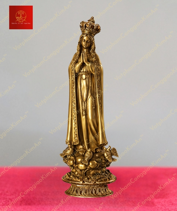 Tượng đức mẹ Fatima Bồ Đào Nha đội vương miện, chắp hai tay trước ngực chất liệu đồng cao 10cm