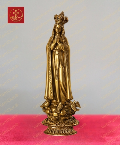 Tượng đức mẹ Fatima Bồ Đào Nha đội vương miện, chắp hai tay trước ngực chất liệu đồng cao 10cm