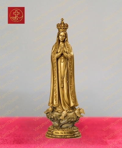 Tượng đức mẹ Fatima đội vương miện, tay chắp trước ngực cầu nguyện chất liệu đồng mạ vàng cao 20cm