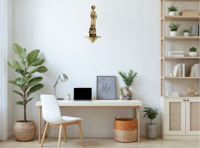 Tượng Đức Mẹ La Vang đặt phòng làm việc giúp người dễ tĩnh tâm