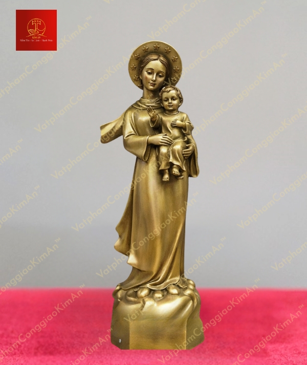 Tượng đức mẹ La Vang mặc áo dài dịu dàng hiền từ, tay bế Chúa Hài Đồng chất liệu đồng cao 30cm