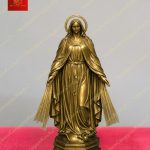 Tượng Mẹ Fatima 2 Tay Dang Ra Ban Ơn Có Vòng Hào Quang Bằng Đồng Màu Vàng Cao 50cm