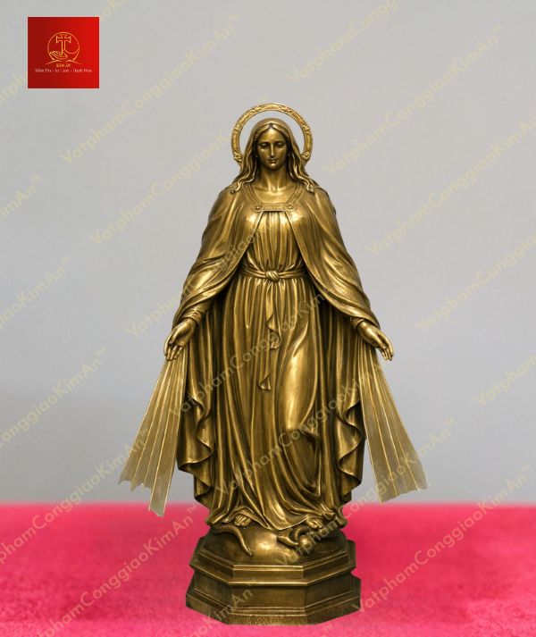 Tượng Mẹ Fatima 2 Tay Dang Ra Ban Ơn Có Vòng Hào Quang Bằng Đồng Màu Vàng Cao 50cm