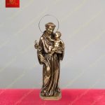 Tượng Thánh Anton tay bế Chúa Hài Đồng tay cầm hoa huệ chất liệu đồng cao 50cm