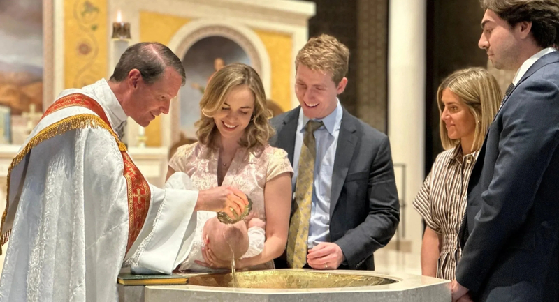Khi một người được Rửa tội, họ nhận một tên thánh – tên của một vị thánh trong Giáo hội. Vị thánh đó trở thành Bổn Mạng (quan thầy) của họ suốt đời